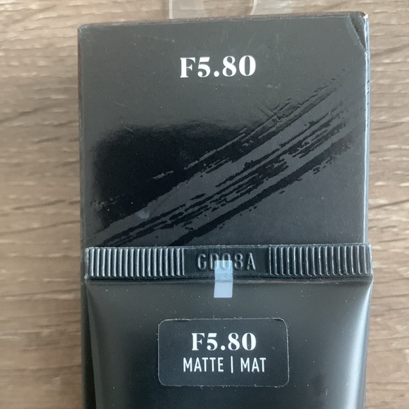 🟫 F5.80 Morphe Foundation Fluidity-F5.80 - Picture 11 of 13